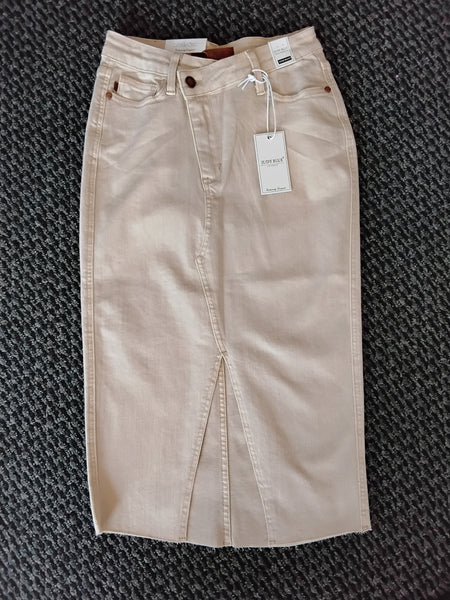 Judy Blue Ivory 28" Skirt