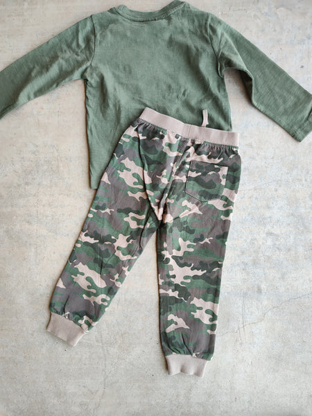 Harvesting Tractor and Camo Jogger Set |