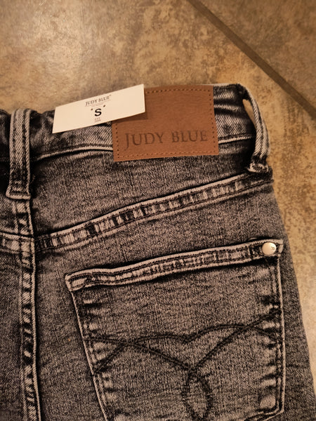Judy Blue | Hi Waist Button Fly Black Washed Shorts