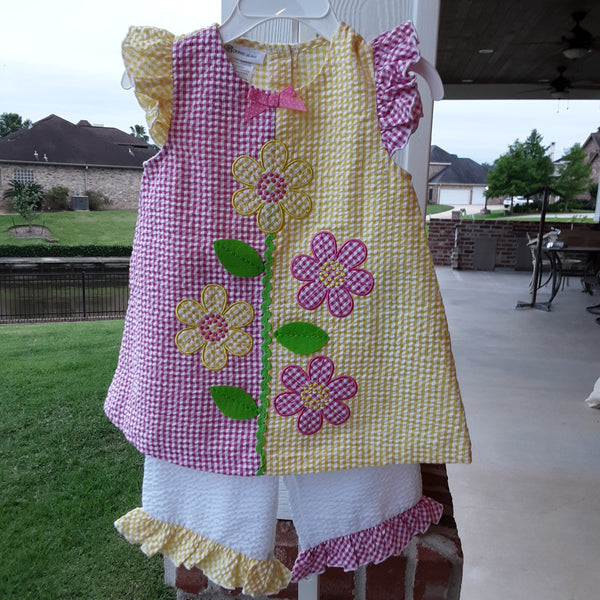 Gingham Seersucker Tunic with ruffle cap sleeve and white seersucker capris with ruffled pink & yellow gingham trim