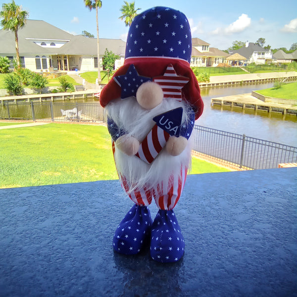 A pair of two assorted Patriotic Gnomes