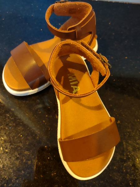 Adjustable Width Side Buckle Sandal | Mini Mia Little Kizzie