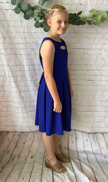 Sleeveless Box Pleat Laser Cut Dress | Bonnie Jean