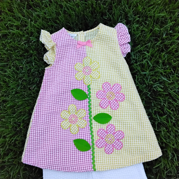 Gingham Seersucker Capri Set with Appliqued Flowers | Bonnie Jean