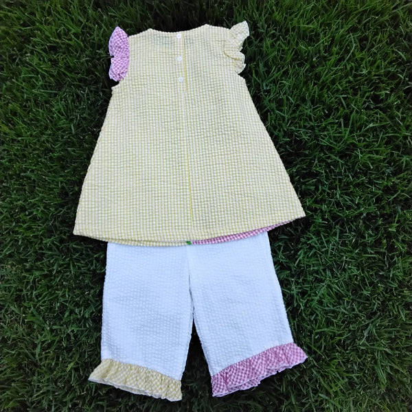 Gingham Seersucker Capri Set with Appliqued Flowers | Bonnie Jean