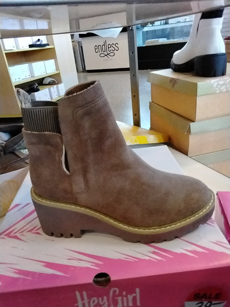 Taupe Short Boot | Corkys Hey Girl - Basic