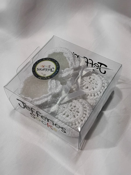 Newborn Crochet Booties