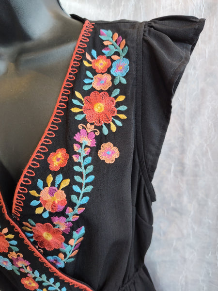 Black Embroidered Elastic Waist Tunic | Savanna Jane