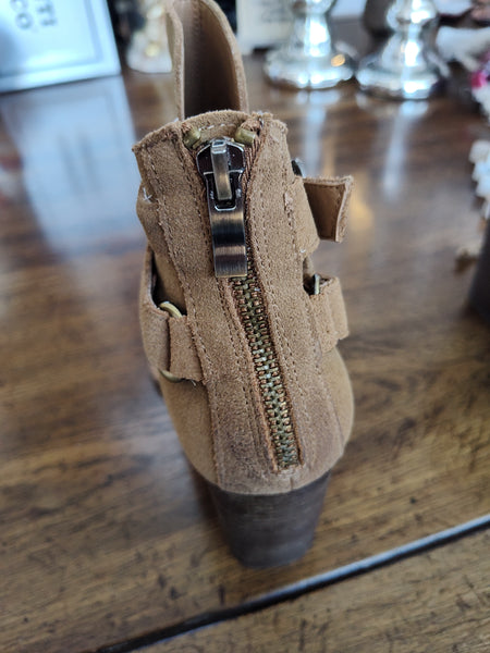 Dark Camel Short Suede Zip It Boots | Chinese Laundry - CLEARANCE