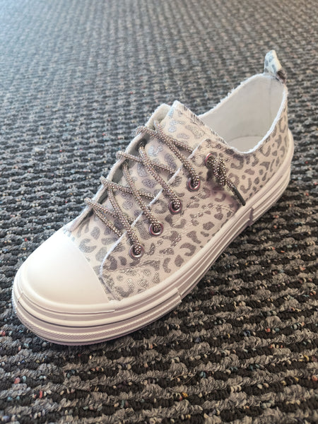 White Leopard Print Sneaker ? Very G Aman