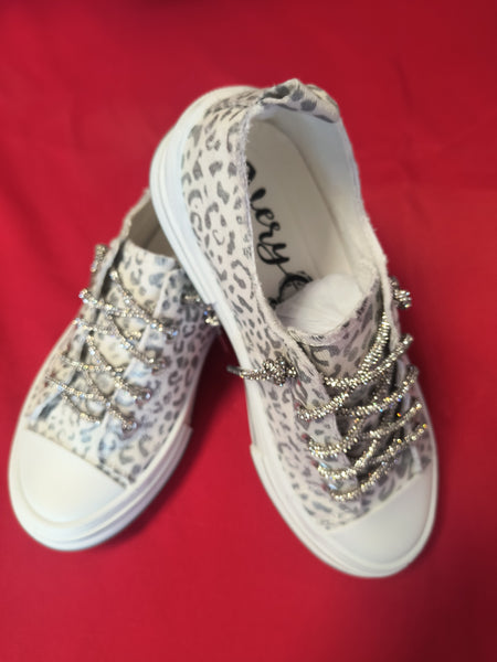 White Leopard Print Sneaker ? Very G Aman