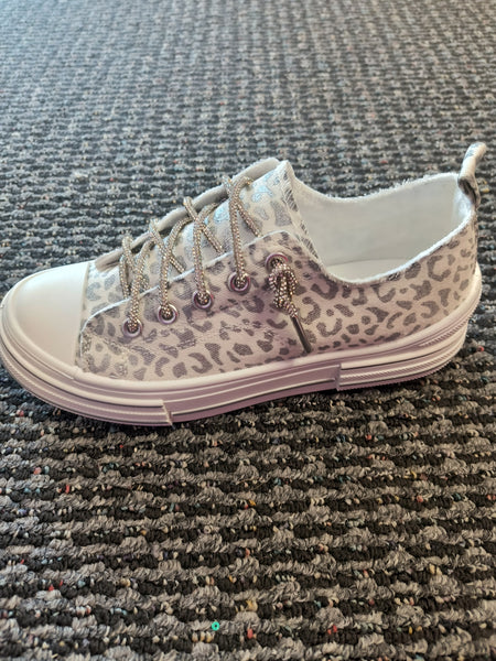 White Leopard Print Sneaker ? Very G Aman