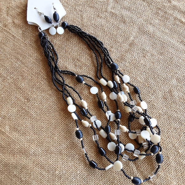Neutral & Black Bead Necklace