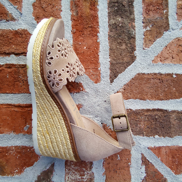 Middle Taupe Suede | Nicole Nice