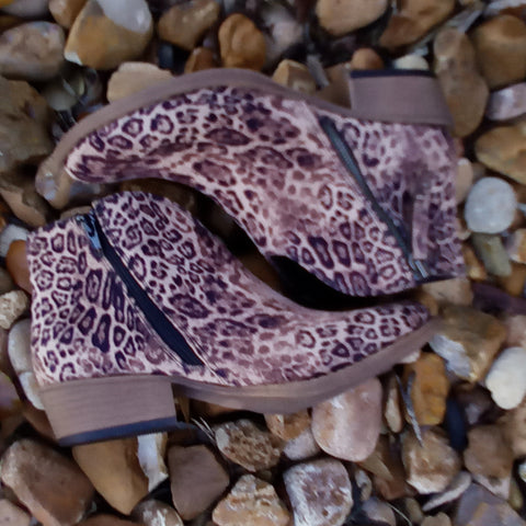 Light Taupe Leopard Bootie | Very G Divine