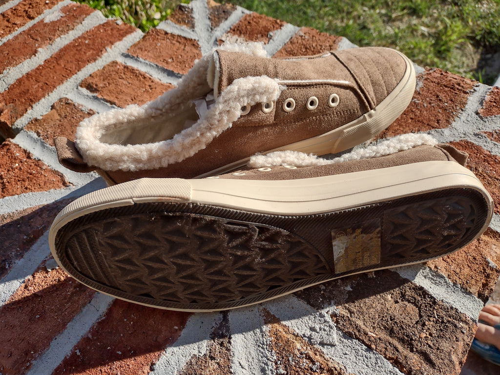 No Lace Suede Sneaker with Sherpa Lining | Gypsy Jazz Snowflake