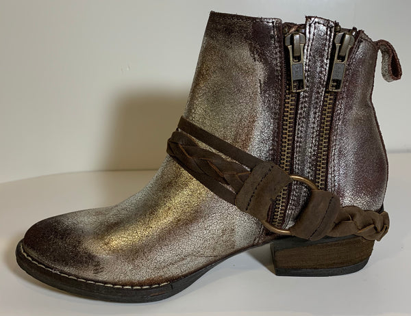 Silver Pewter Leather Boots | Very Volatile