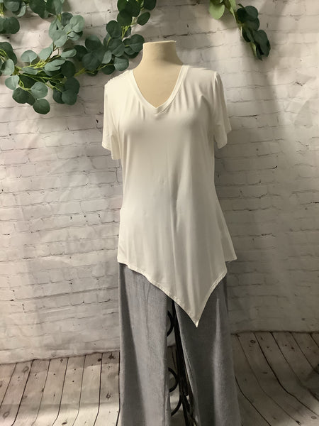 White Light Weight Vneck Kendall top