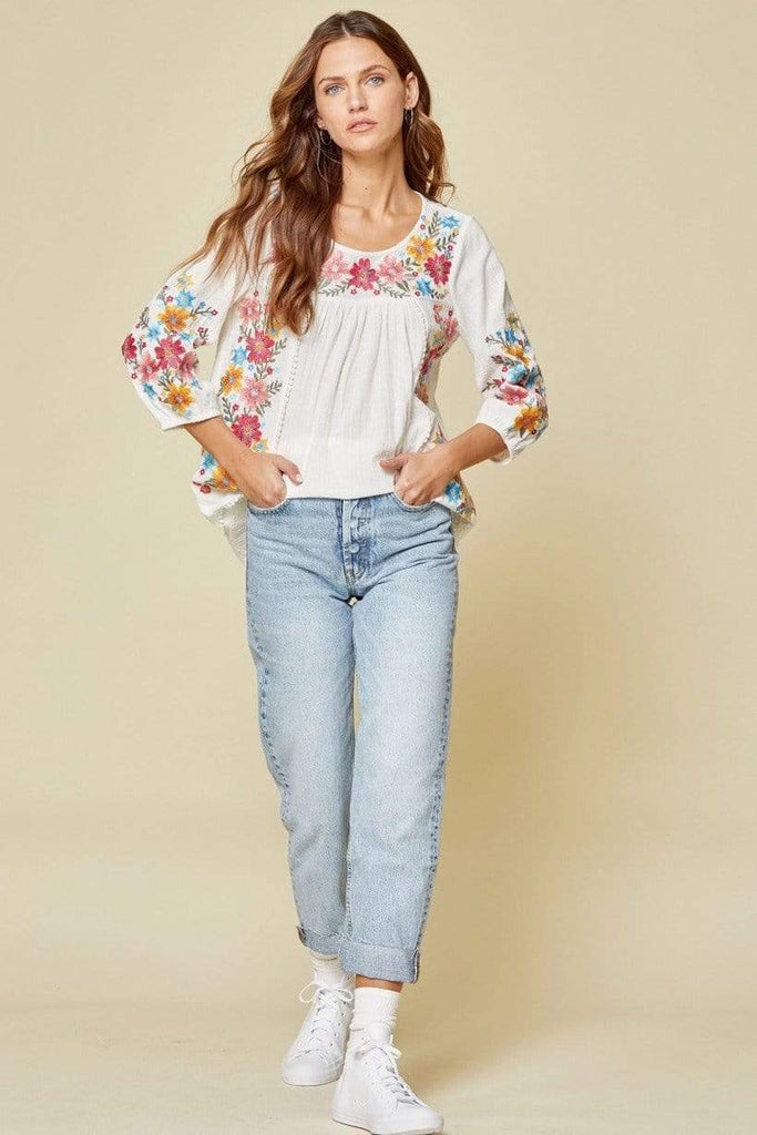 White Embroidered Top | Savanna Jane Last one! M White Embroidered Top | Savanna Jane Last one! M