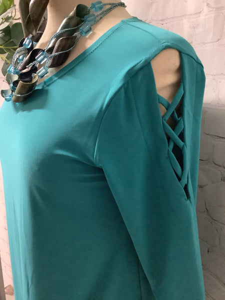 Turquoise Top Latice sleeve