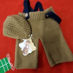 Mud Pie Newsboy Crochet Suspender Set