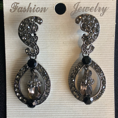 Black and Sliver earrings