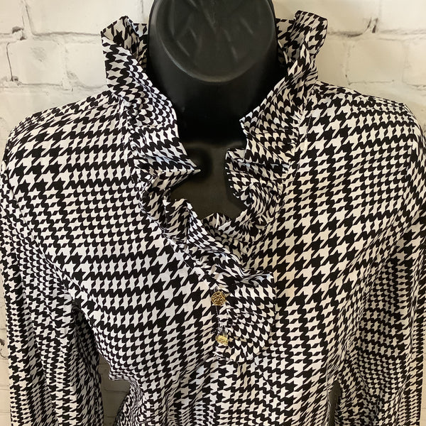 Mud Pie Black & White Hounds Tooth Top