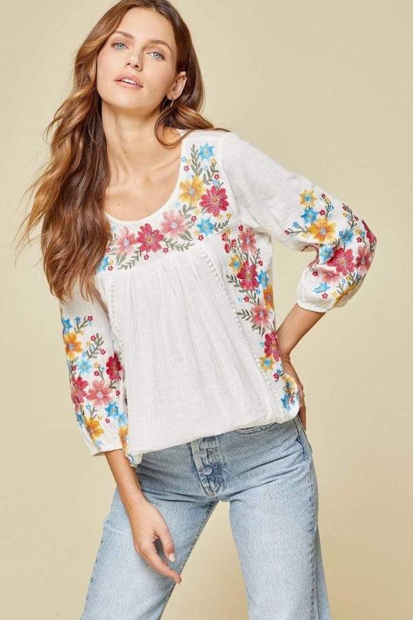 White Embroidered Top | Savanna Jane Last one! M White Embroidered Top | Savanna Jane Last one! M